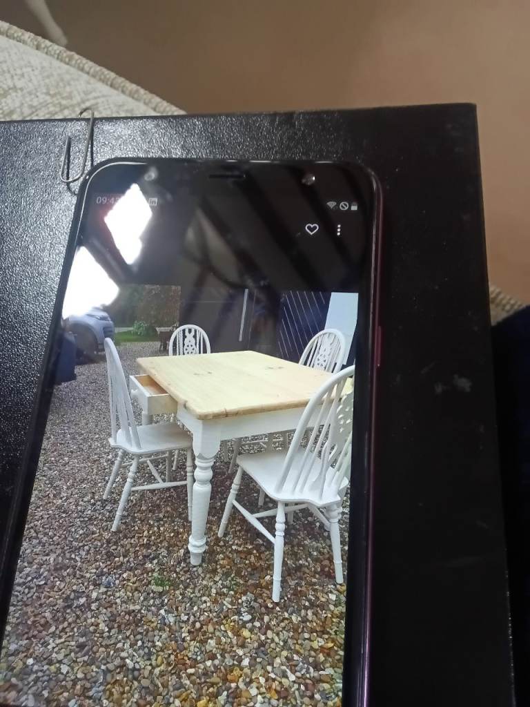 Pine Dining Table with White Legs and 4 Chairs