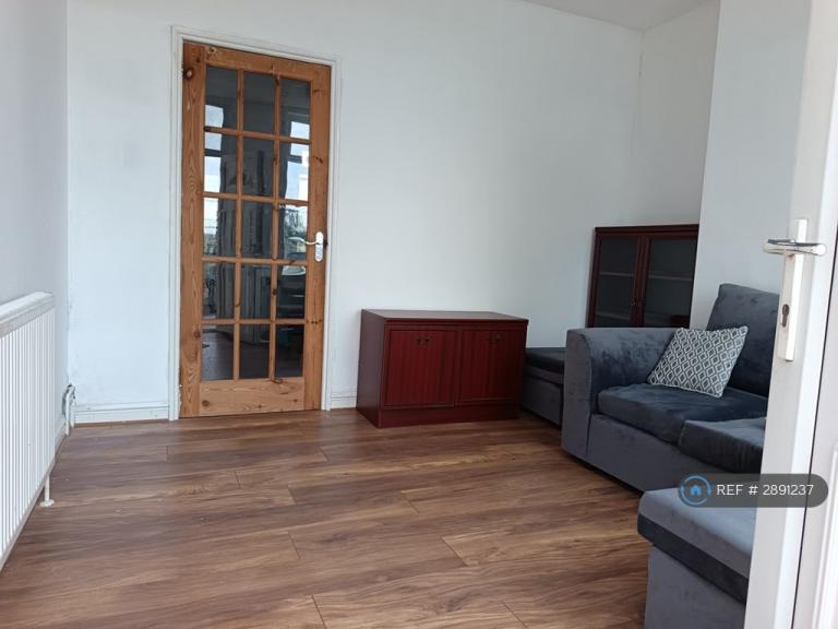 2 bedroom house in Fisher St, Nottingham, NG7 (2 bed) (#2891237)