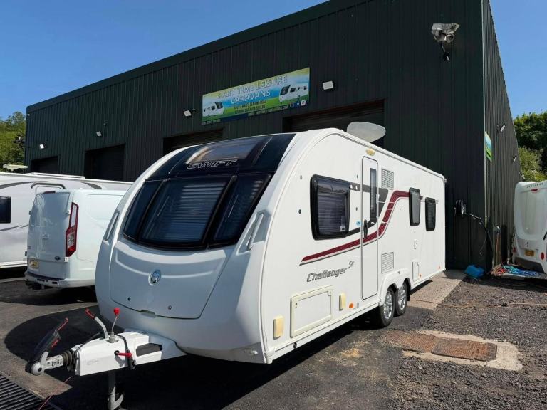 2015 SWIFT CHALLENGER SE 640 - 4 BERTH CARAVAN 