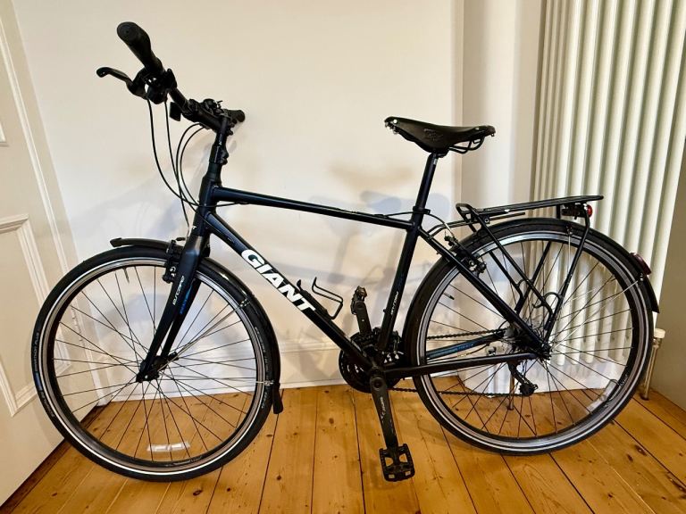 GIANT Escape 1 Bike - VGC