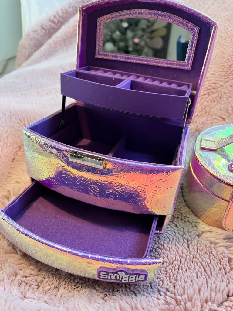 image for Smiggle jewellery boxes 
