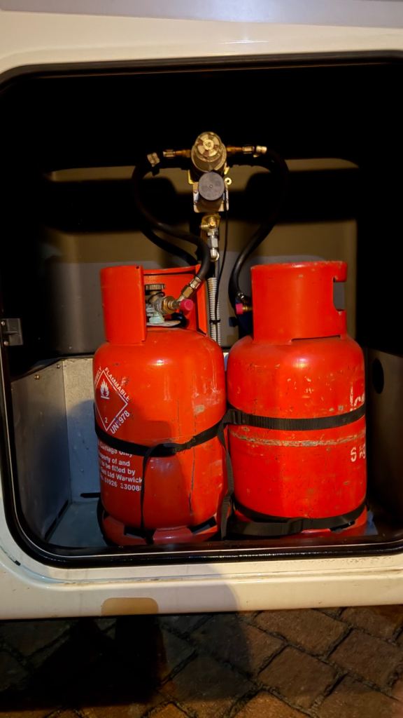 SOLD 2 x 6Kg calor Gas Bottles SOLD