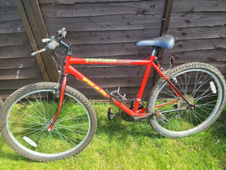 Red TRAIL Mountain Bike – Fair Condition