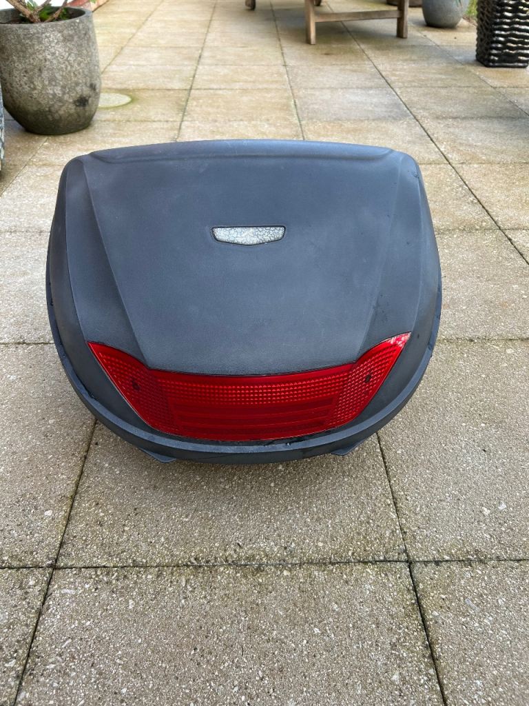 Top Box and Rack (lockable)