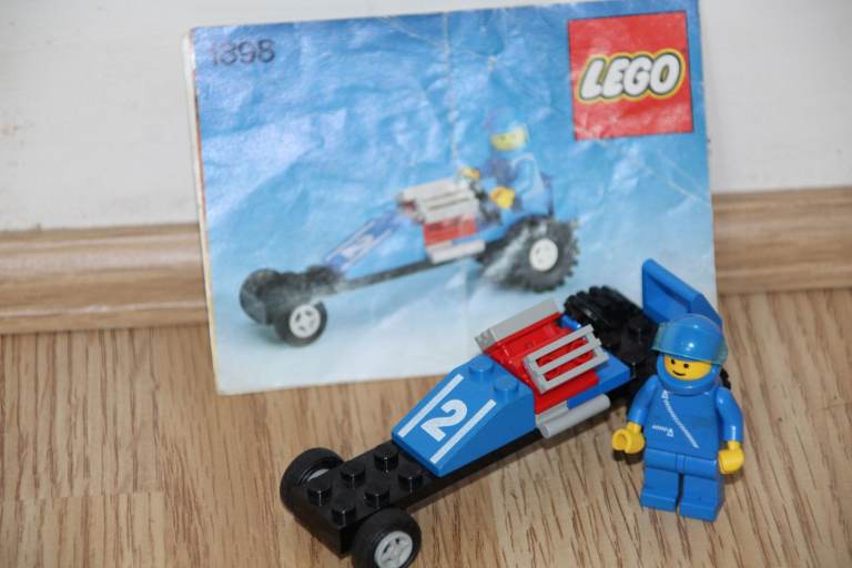 Lego Classic Town 1898 Weetabix Dragster  * complete with instructions *