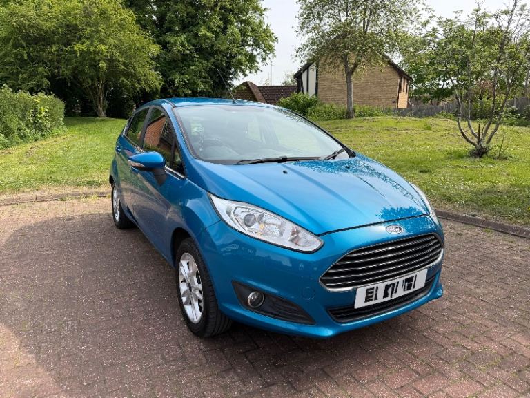 Ford, FIESTA, Hatchback, 2015, Manual, 1241 (cc), 5 doors