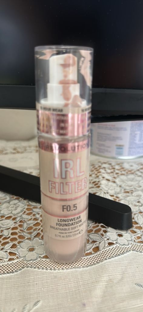 Revolution IRL Filter F0.5 Longwear Foundation – New