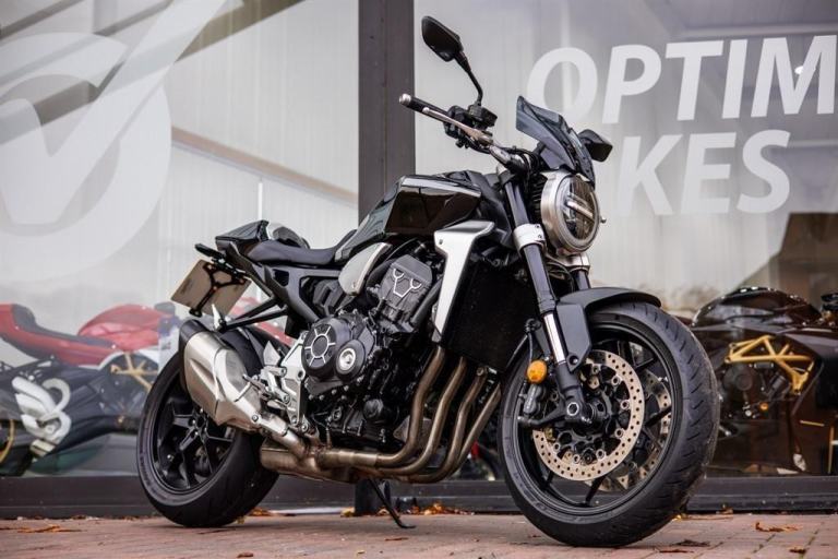 Honda CB1000R LOW MILES ! SHIFTER ! STUNNING