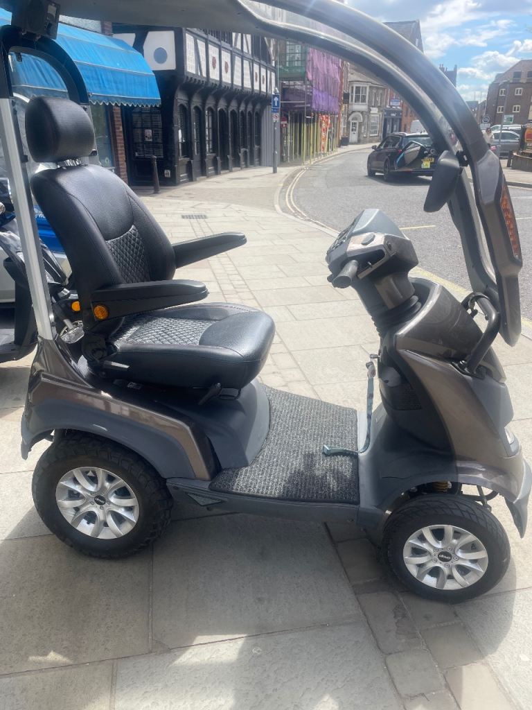 Drive Royale 4s mobility scooter. 