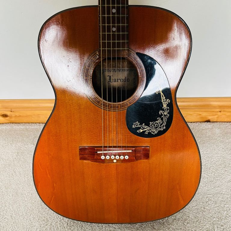 Acoustic Guitar New Strings