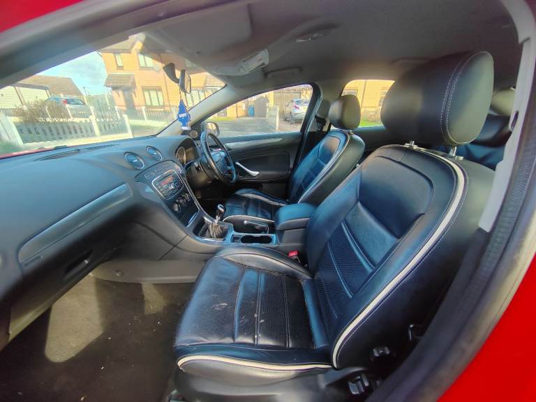 Ford, MONDEO, Hatchback, 2014, Manual, 1997 (cc), 5 doors