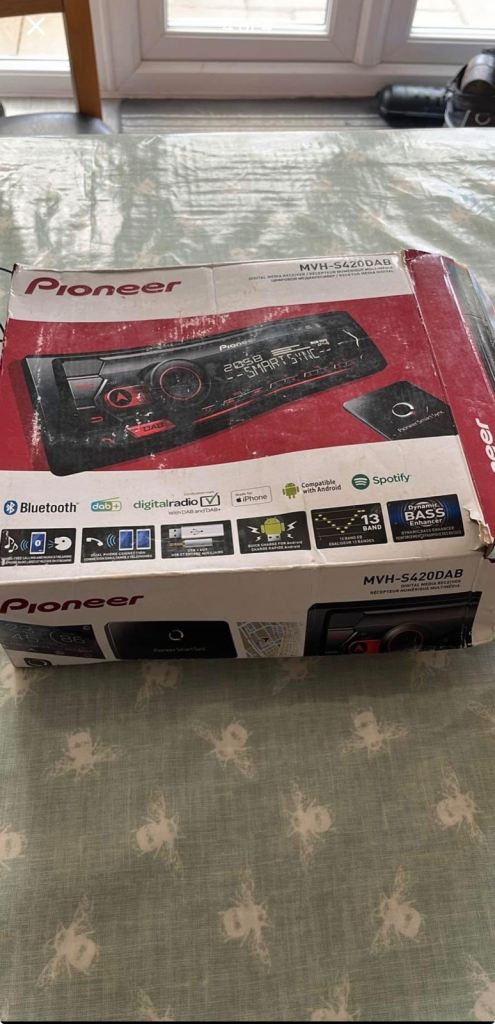 Pioneer Dab radio 