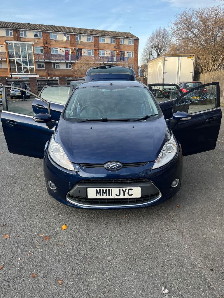 Ford, FIESTA, Hatchback, 2011, Manual, 1388 (cc), 5 doors