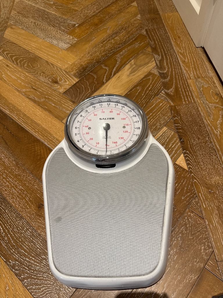 Salter Mechanical Bathroom Scales – White and Grey, Good Condition