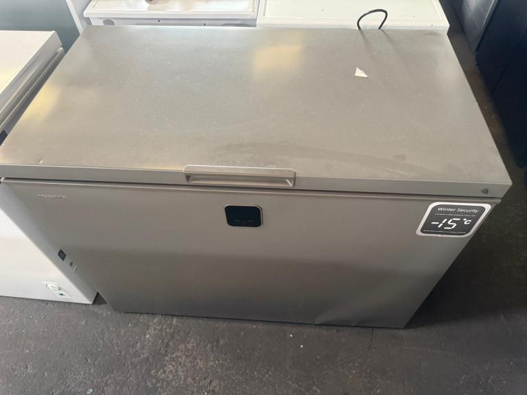 Kenwood chest freezer 280 litre frost free