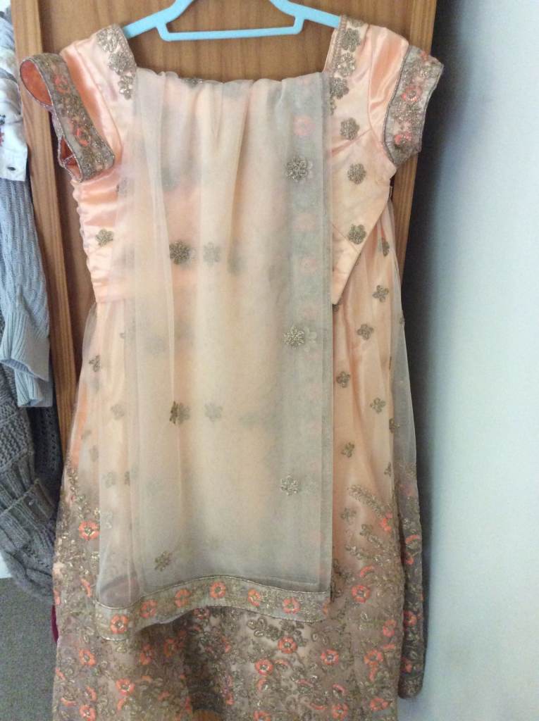 Beautiful Asian insprired Wedding/Prom dress. 3 peice style