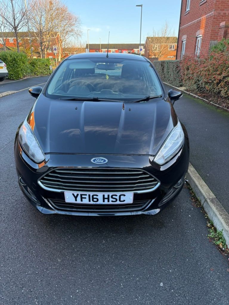 Ford, FIESTA, Hatchback, 2016, Manual, 1241 (cc), 5 doors