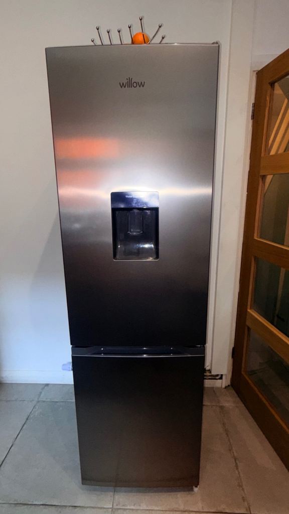 Willow (FridgeFreezer)