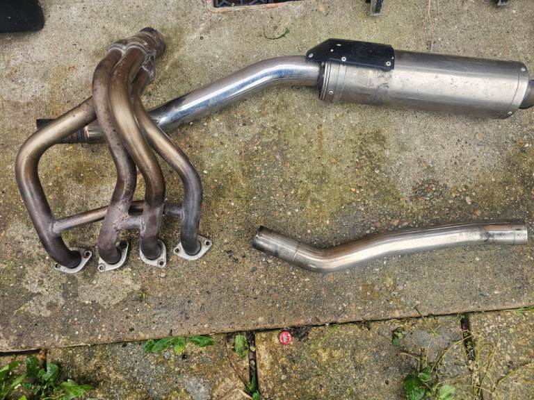 Kawasaki ZX-9R parts 00-01