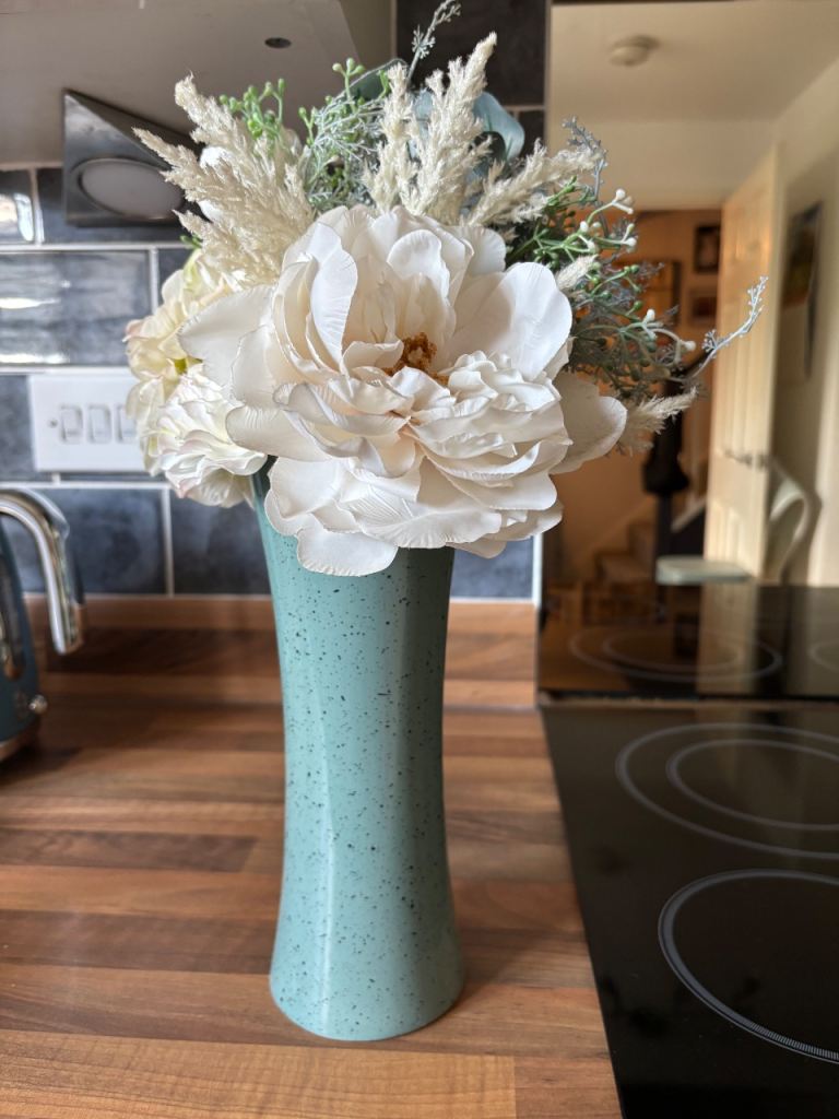 Ceramic Vase with Artificial Flowers – As Good As New