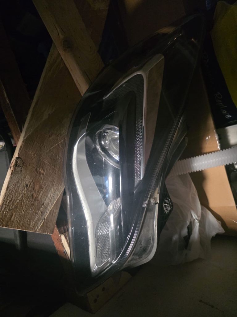 Vauxhall insignia drives headlight 
