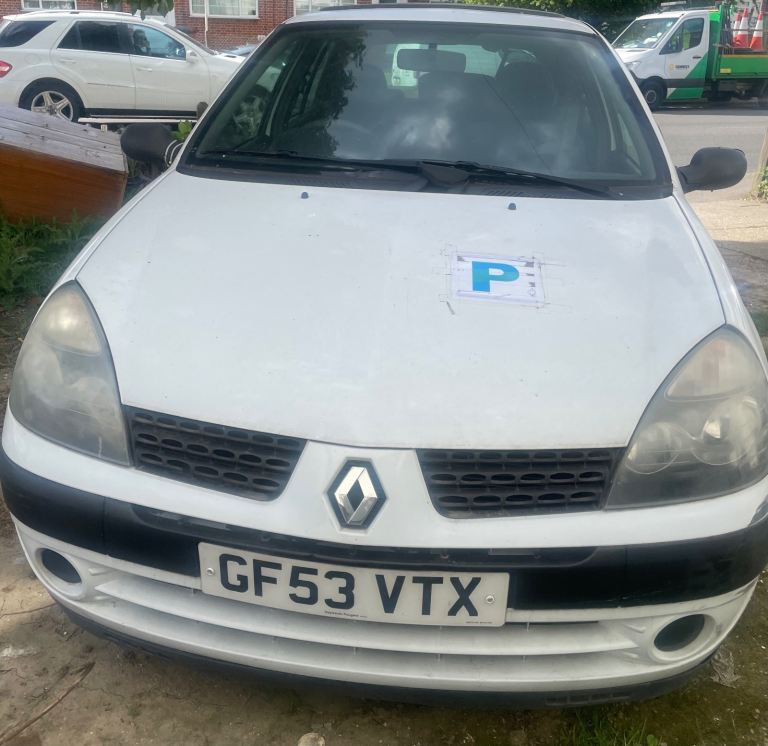Renault Clio hatchback 2003 1.4 petrol ulez free 