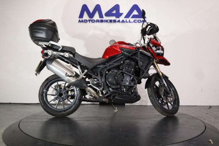 TRIUMPH EXPLORER 1200 2015