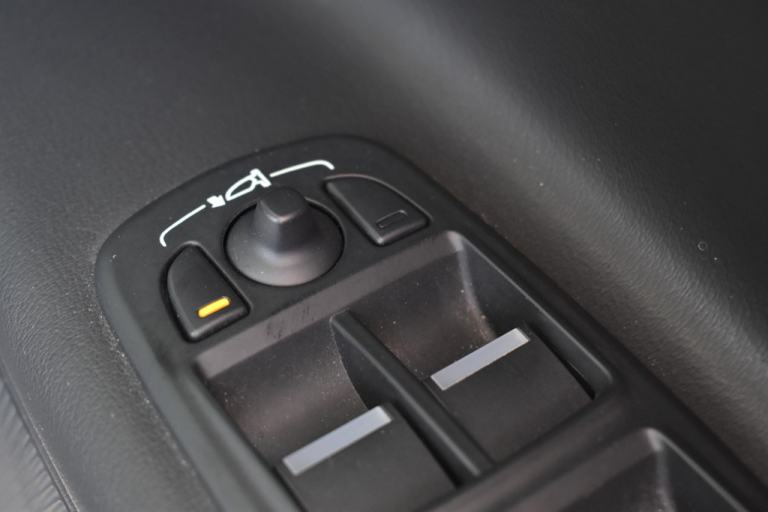 2018 Jaguar XE PORTFOLIO+Low Mileage Petrol Model! Saloon Petrol Automatic