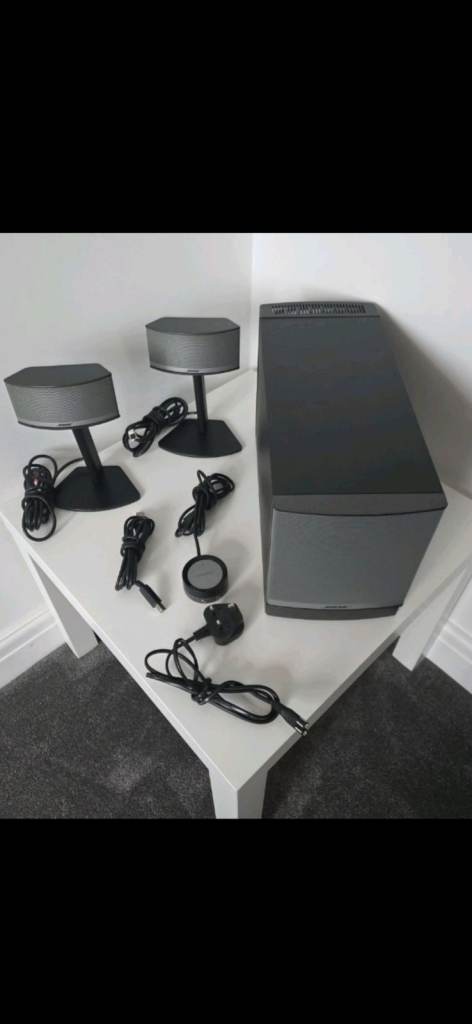 Bose Stereo Speakers with Bass Module – Good Condition