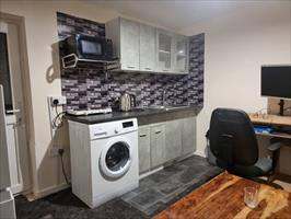 Studio Flat, Tyseley, B11