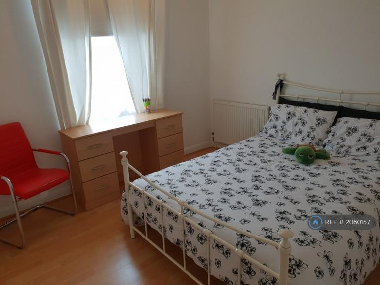 1 bedroom in Lavender Avenue, Coventry, CV6 (#2060157)