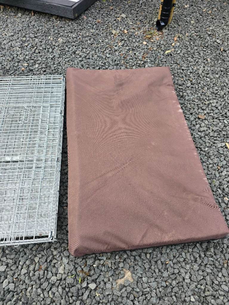 Foldable dog pen