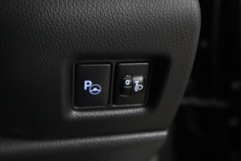 2022 Toyota C-HR 1.8 VVT-h Design CVT Euro 6 (s/s) 5dr HATCHBACK PETROL/ELECTRIC Automatic