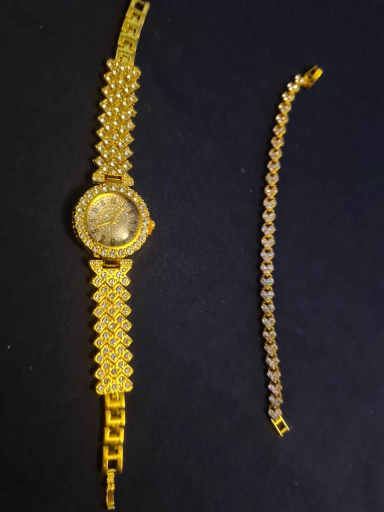 Ladies jewellery set