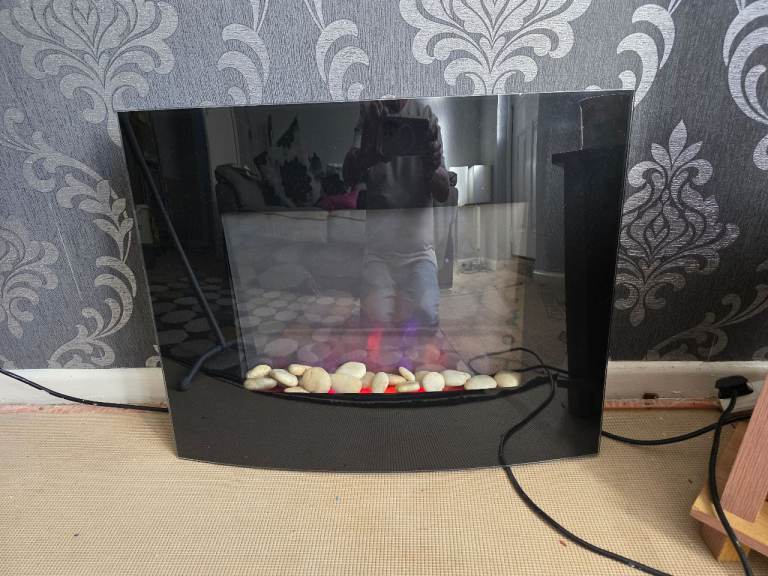 Electric wallfire