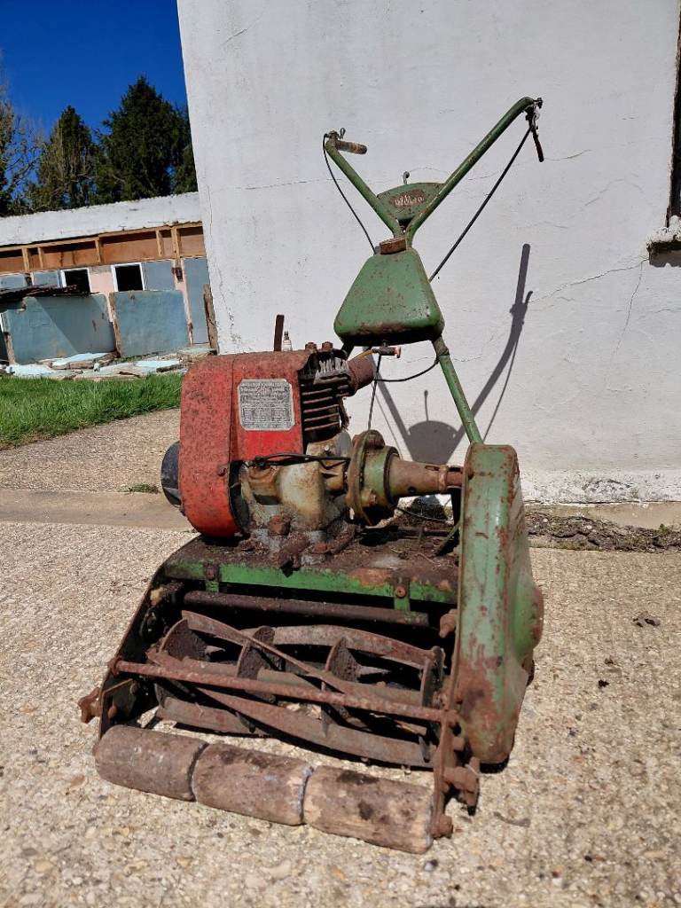 Vintage Suffolk Iron Roundry Lawn Mower Garden Untested Spares Repairs Parts