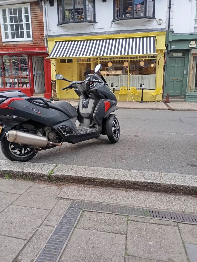 Peugeot, METROPOLIS, 2017, 399 (cc)