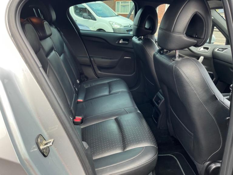 2011 Citroen DS4 1.6 THP 16V 200 DSport 5dr HATCHBACK Petrol Manual