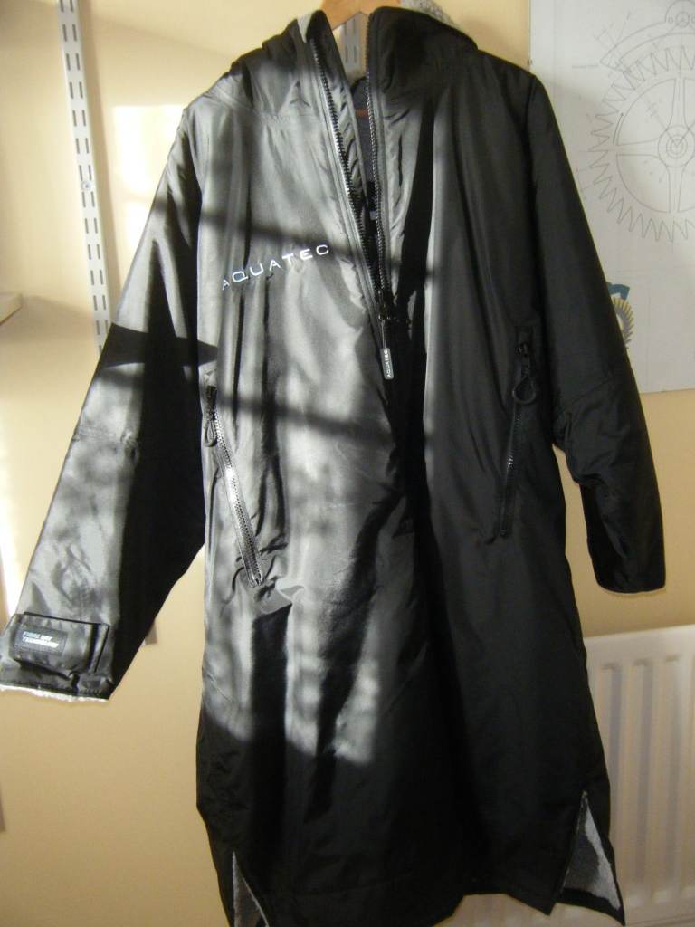 AquaTec Dry Robe for Outdoor Swimming/Pursuits