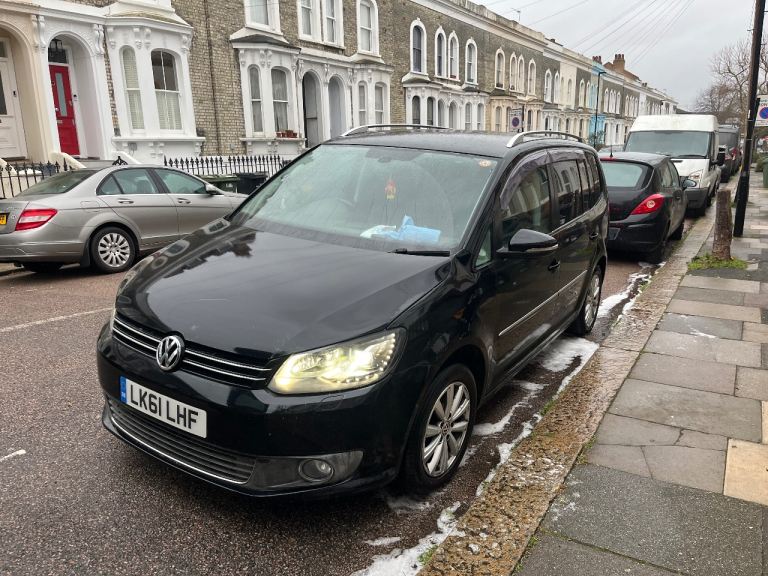 Volkswagen Touran automatic 