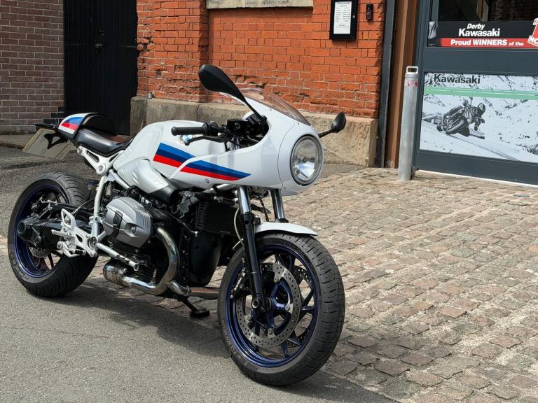 2018 BMW R NINET RACER cafe racer motorcycle in White 