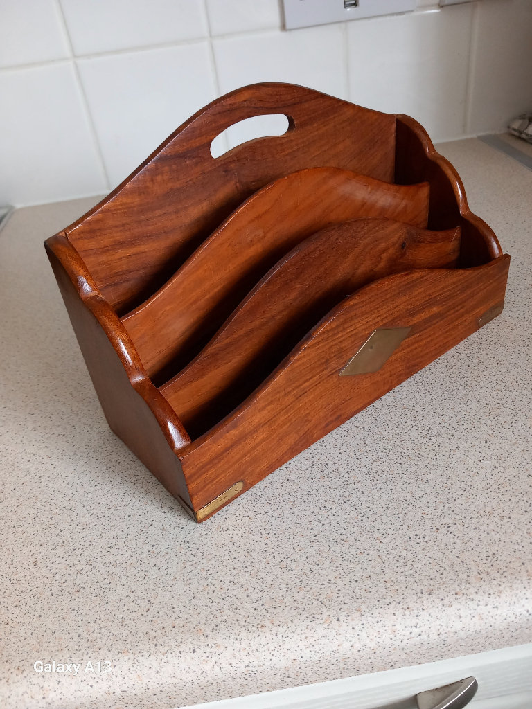 LETTER RACK