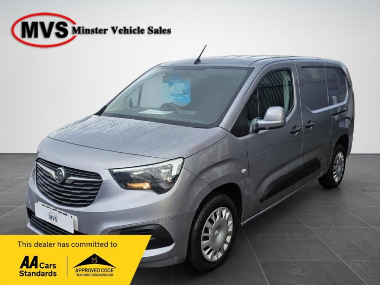 2019 Vauxhall Combo 2300 1.6 Turbo D 100ps H1 Sportive Van PANEL VAN Diesel Manual