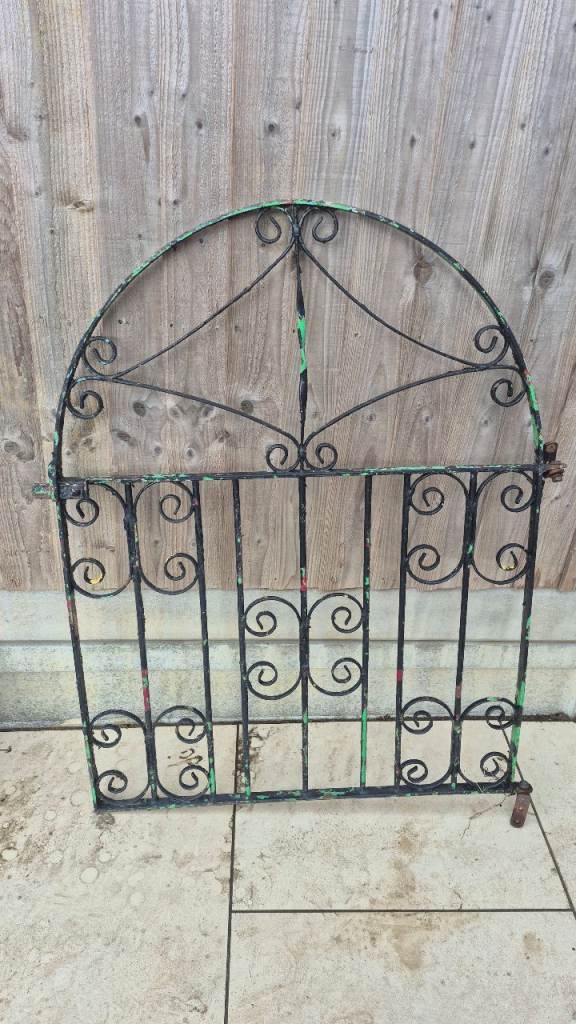 Decorative Wrought Iron Gate or Panel – 90cm x 120cm