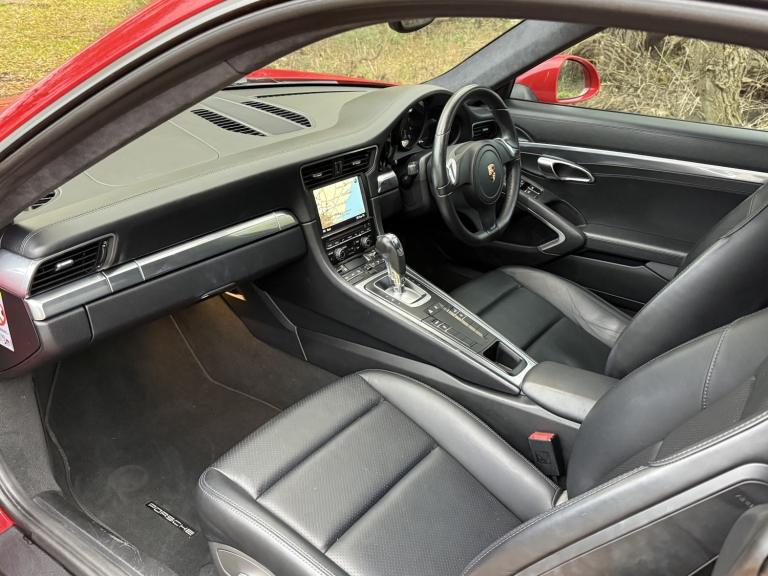 PORSCHE 911 3.4 991 Carrera 2013