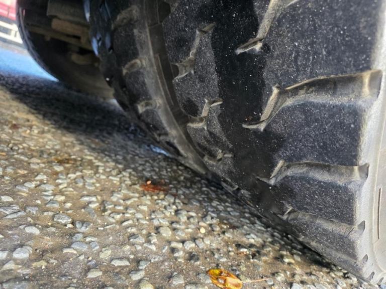 2015 Scania P320 6X2 Twin Wheel 27ft Curtainsider Body