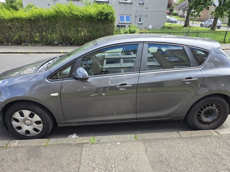 Vauxhall, ASTRA, Hatchback, 2010, Manual, 1398 (cc), 5 doors