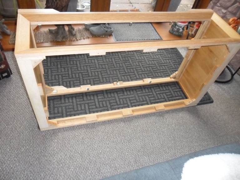 HARD WOOD TABLE FRAME