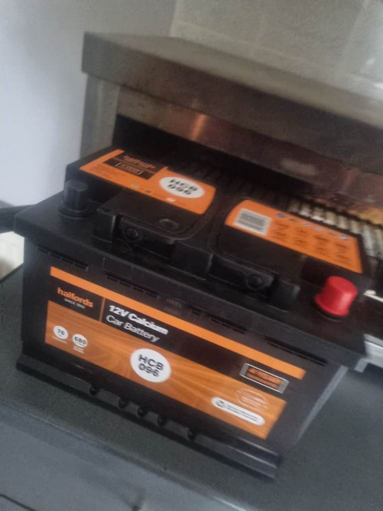 Halfords HCB 096 battery