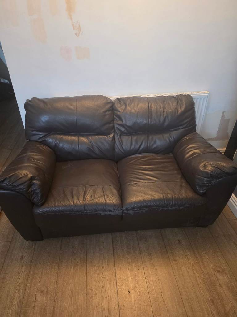 Leather sofa 